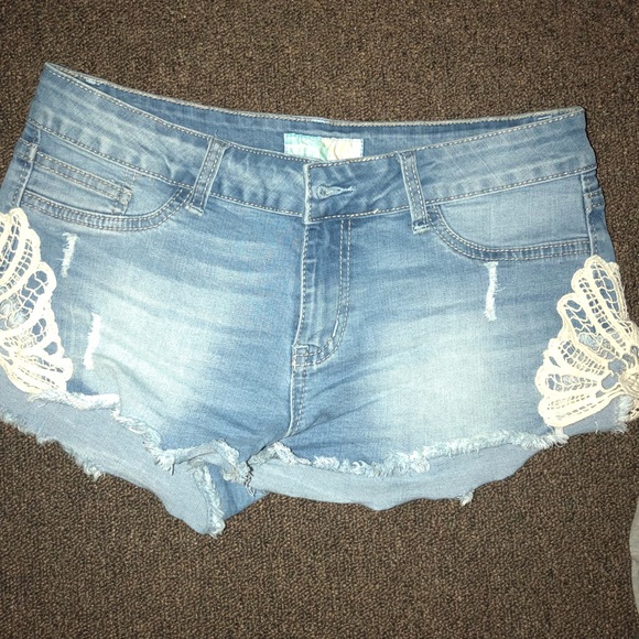 Light washed shorts - Picture 1 of 1